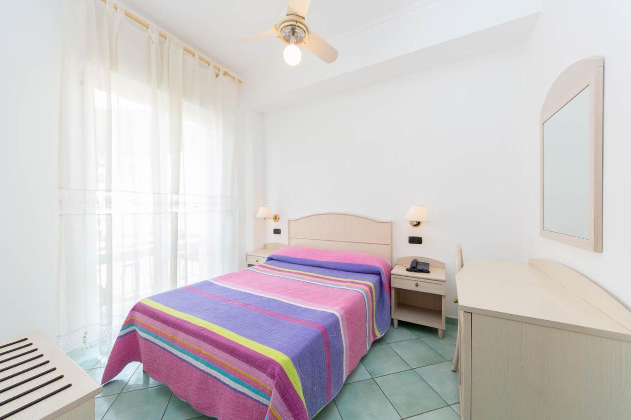 La Residenza Aparthotel Maiori Exteriör bild