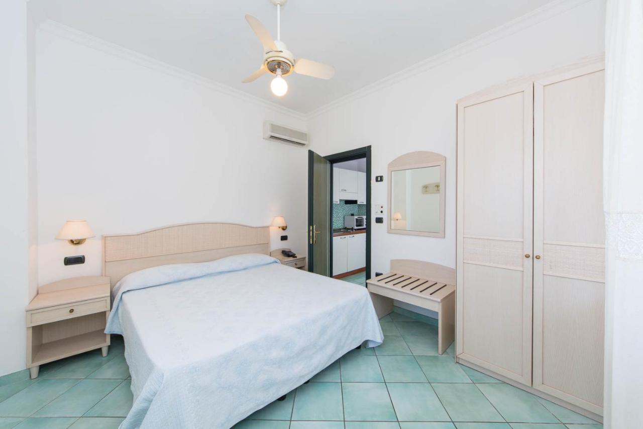 La Residenza Aparthotel Maiori Exteriör bild