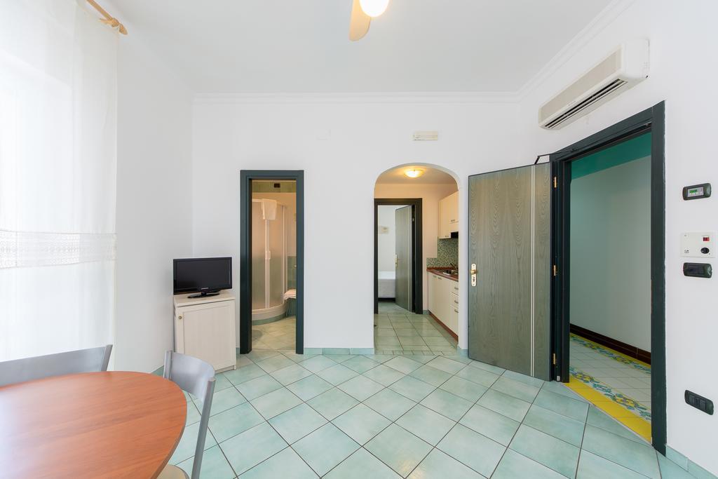 La Residenza Aparthotel Maiori Exteriör bild